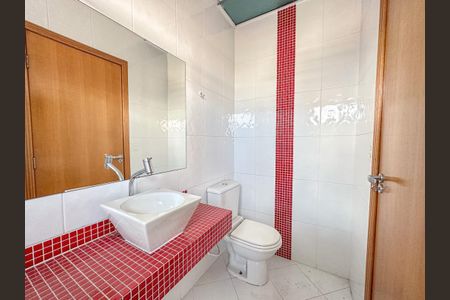 Casa à venda com 190m², 4 quartos e 5 vagas