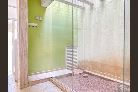 Casa à venda com 190m², 4 quartos e 5 vagas