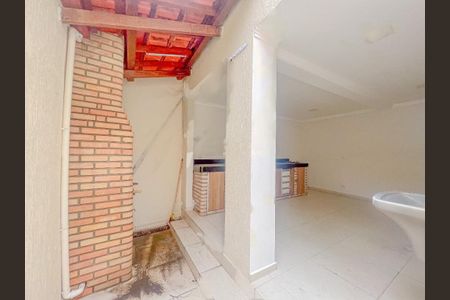 Casa à venda com 198m², 4 quartos e 2 vagas
