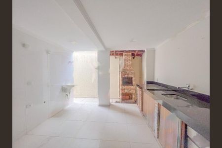 Casa à venda com 198m², 4 quartos e 2 vagas