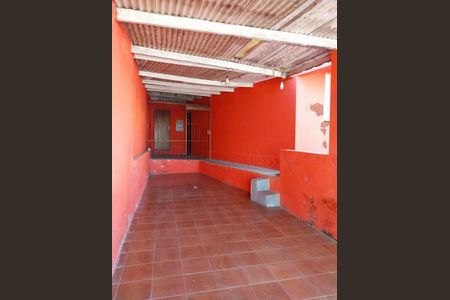 Casa à venda com 212m², 2 quartos e 2 vagas