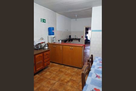 Casa à venda com 212m², 2 quartos e 2 vagas