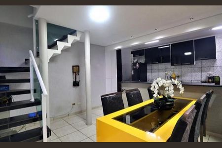 Casa à venda com 2 quartos, 90m² em Campestre, Santo André