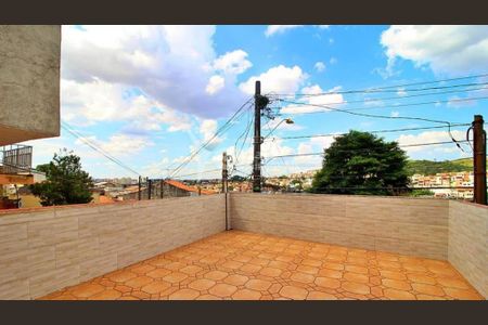 Casa à venda com 125m², 4 quartos e 5 vagas