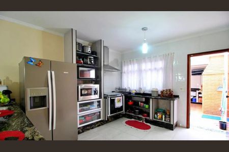 Casa à venda com 125m², 4 quartos e 5 vagas