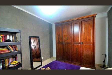 Casa à venda com 125m², 4 quartos e 5 vagas