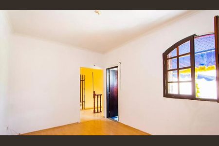Casa à venda com 3 quartos, 178m² em Vila Eldizia, Santo André