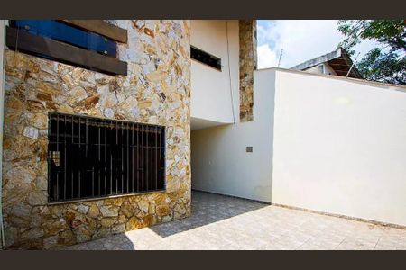 Casa à venda com 178m², 3 quartos e 3 vagas