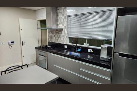 Casa à venda com 3 quartos, 108m² em Jardim Santo Antônio, Santo André