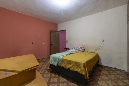 Casa à venda com 4 quartos, 240m² em Parque das Nações, Santo André