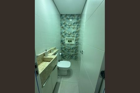 Casa à venda com 2 quartos, 173m² em Jardim Ocara, Santo André