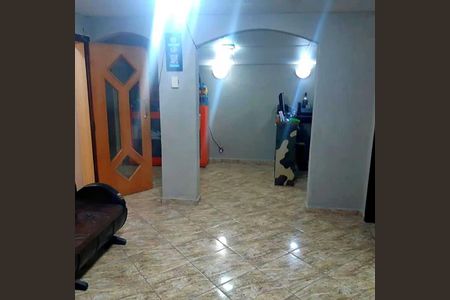 Casa à venda com 5 quartos, 161m² em Jardim Ocara, Santo André