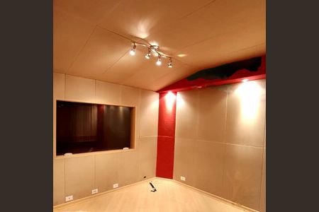 Casa à venda com 5 quartos, 161m² em Jardim Ocara, Santo André