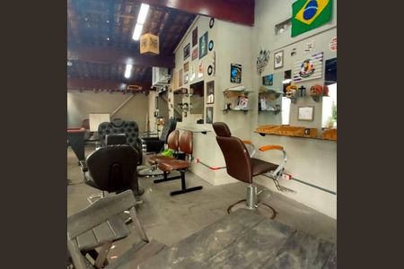 Casa à venda com 5 quartos, 161m² em Jardim Ocara, Santo André