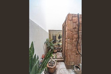 Casa à venda com 240m², 4 quartos e 6 vagas