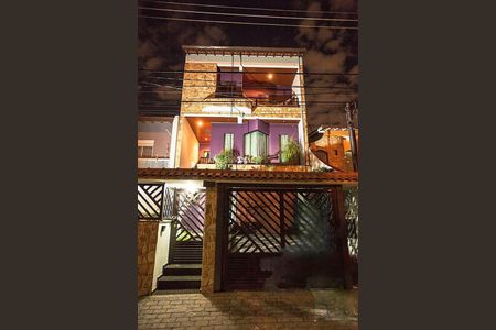 Casa à venda com 360m², 2 quartos e 2 vagas