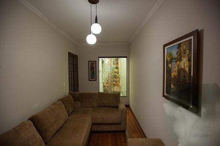 Casa à venda com 360m², 2 quartos e 2 vagas