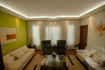 Casa à venda com 2 quartos, 360m² em Campestre, Santo André