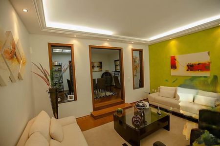 Casa à venda com 2 quartos, 360m² em Campestre, Santo André