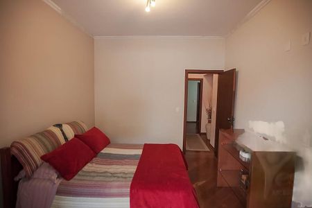 Casa à venda com 360m², 2 quartos e 2 vagas