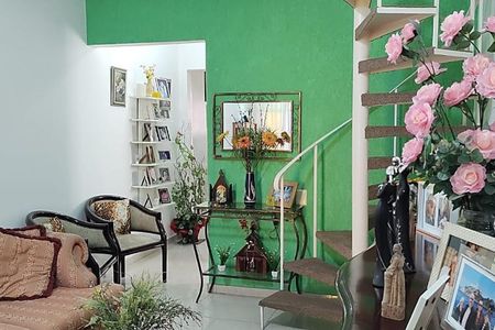 Casa à venda com 2 quartos, 162m² em Jardim, Santo André