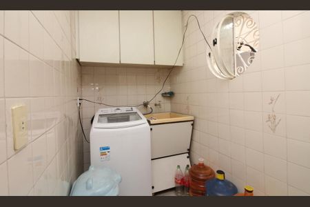 Casa à venda com 129m², 3 quartos e 2 vagas