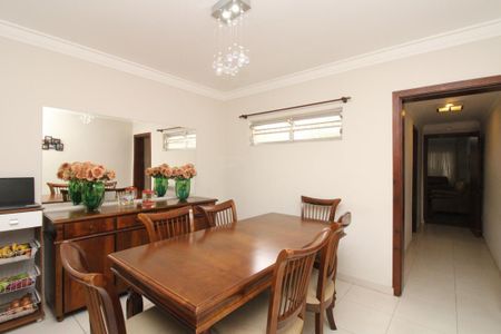 Casa à venda com 3 quartos, 129m² em Vila Guarani, Santo André
