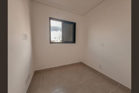 Apartamento à venda com 2 quartos, 69m² em Jardim Ocara, Santo André