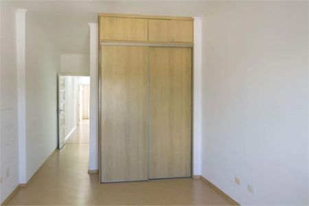 Casa à venda com 150m², 3 quartos e 2 vagas