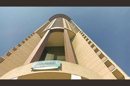 Apartamento à venda com 74m², 1 quarto e 2 vagas