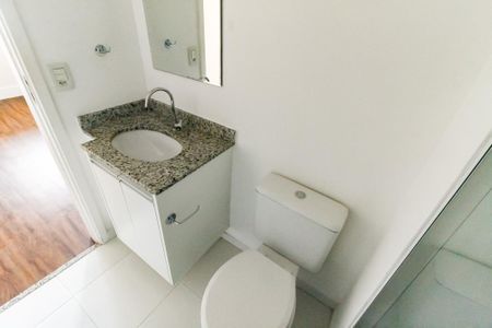 Apartamento para alugar com 80m², 2 quartos e 1 vaga Apartamento para alugar com 80m², 2 quartos e 1 vagaBanheiro Corredor
