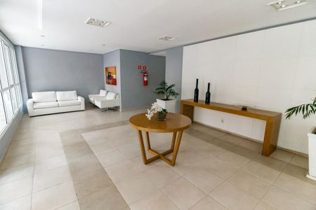 Apartamento para alugar com 80m², 2 quartos e 1 vaga Apartamento para alugar com 80m², 2 quartos e 1 vagaHall de entrada