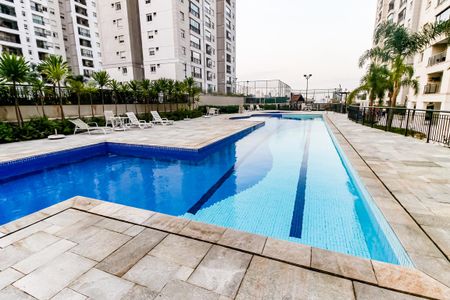 Apartamento para alugar com 80m², 2 quartos e 1 vaga Apartamento para alugar com 80m², 2 quartos e 1 vagaÁrea comum - Piscina