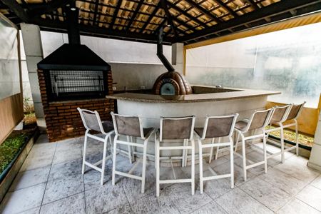 Apartamento para alugar com 80m², 2 quartos e 1 vaga Apartamento para alugar com 80m², 2 quartos e 1 vagaÁrea comum - Churrasqueira