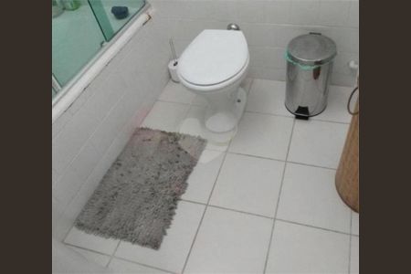 Casa à venda com 90m², 2 quartos e 1 vaga