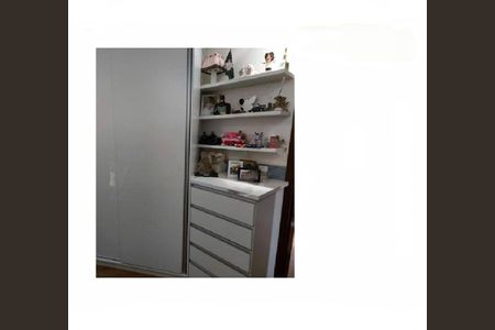 Casa à venda com 70m², 2 quartos e 2 vagas