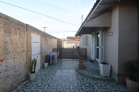 Casa à venda com 130m², 4 quartos e 2 vagasQuintal