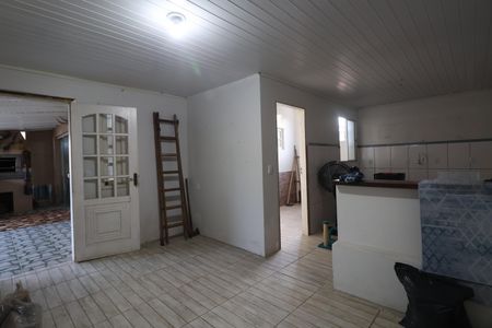 Casa à venda com 130m², 4 quartos e 2 vagasSala/casa fundos