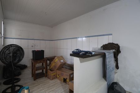 Casa à venda com 130m², 4 quartos e 2 vagasCozinha/casa fundos