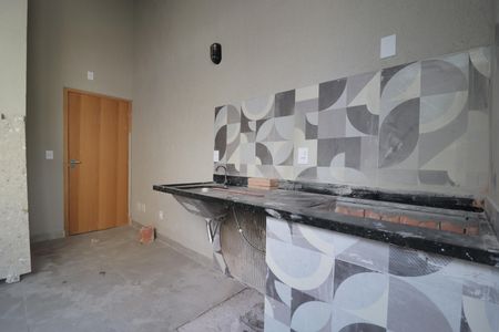 Apartamento à venda com 94m², 2 quartos e 1 vagaÁrea de Serviço