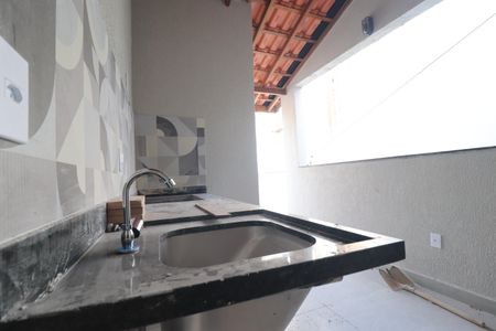 Apartamento à venda com 94m², 2 quartos e 1 vagaÁrea de Serviço