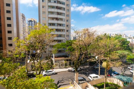 Apartamento à venda com 143m², 3 quartos e 3 vagas Apartamento à venda com 143m², 3 quartos e 3 vagasVista da Suite 2