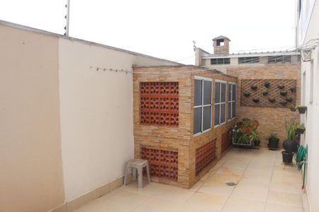 Apartamento à venda com 112m², 2 quartos e 2 vagasQuintal