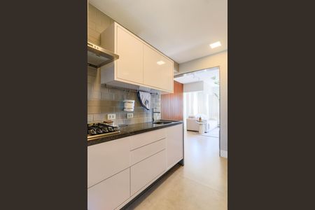 Apartamento à venda com 185m², 3 quartos e 2 vagas Apartamento à venda com 185m², 3 quartos e 2 vagasCozinha