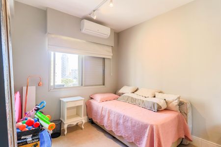 Apartamento à venda com 185m², 3 quartos e 2 vagas Apartamento à venda com 185m², 3 quartos e 2 vagasQuarto 2