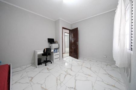 Casa à venda com 271m², 6 quartos e 5 vagasQuarto 1