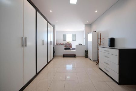 Casa à venda com 271m², 6 quartos e 5 vagasQuarto 5
