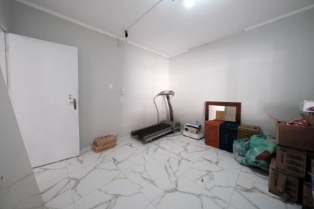 Casa à venda com 271m², 6 quartos e 5 vagasQuarto 3