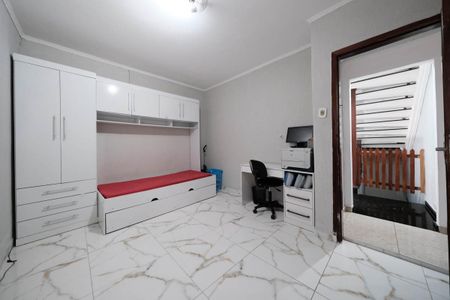 Casa à venda com 271m², 6 quartos e 5 vagasQuarto 1