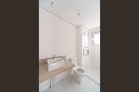 Apartamento à venda com 137m², 3 quartos e 3 vagasBanheiro da Suíte 2